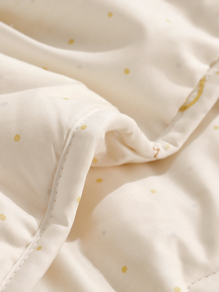 Kids Playful Soy Silk Quilt: 100% Cotton & Antibacterial Bedding