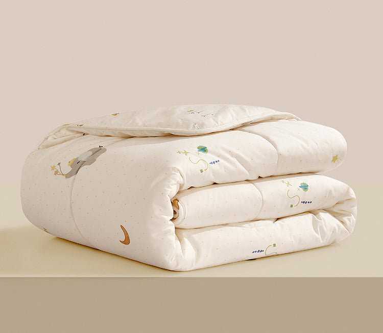 Kids Playful Soy Silk Quilt: 100% Cotton & Antibacterial Bedding