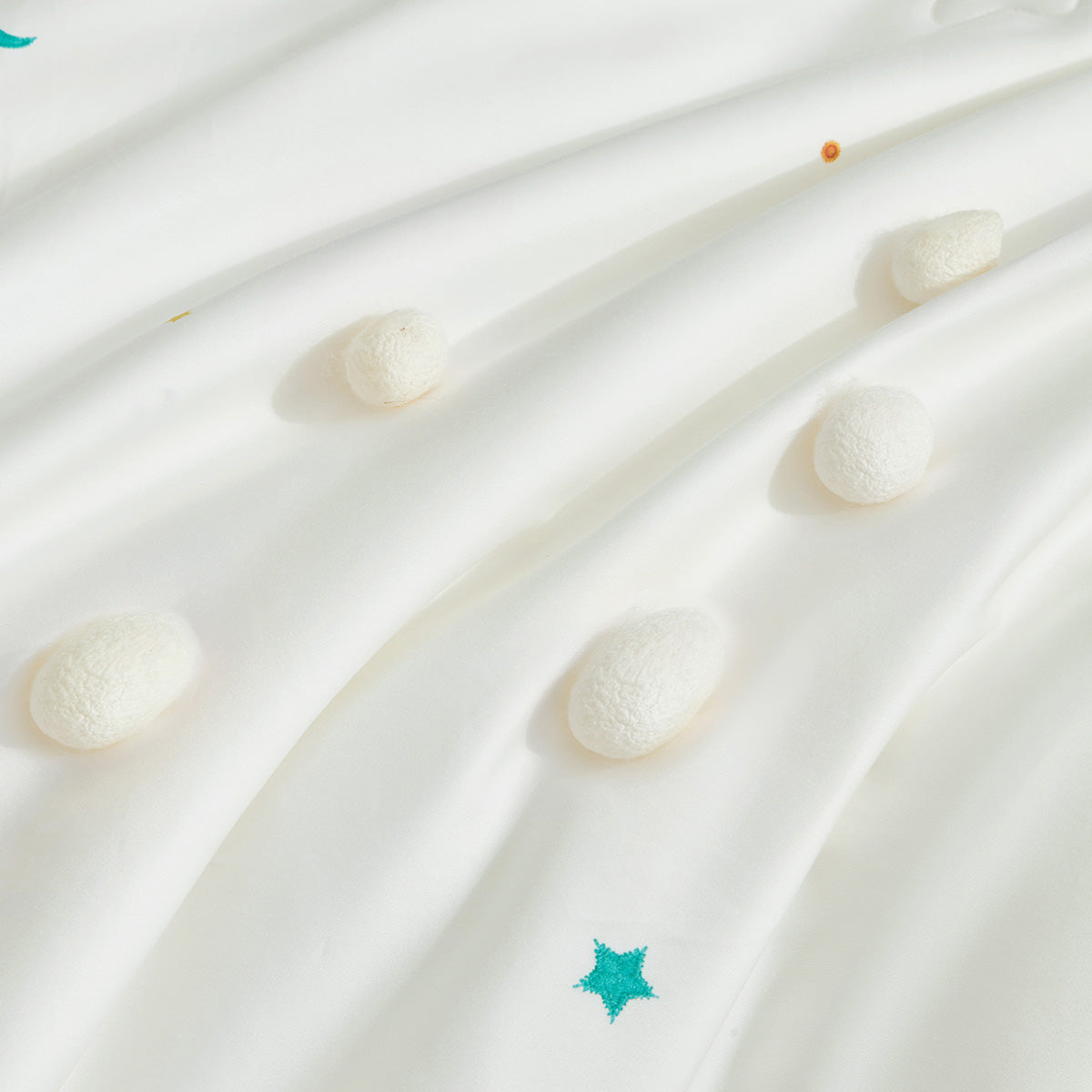 SleepGenius 100% Cotton & Mulberry Silk Dual-Comfort Quilt