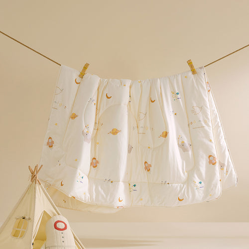 Kids Playful Soy Silk Quilt