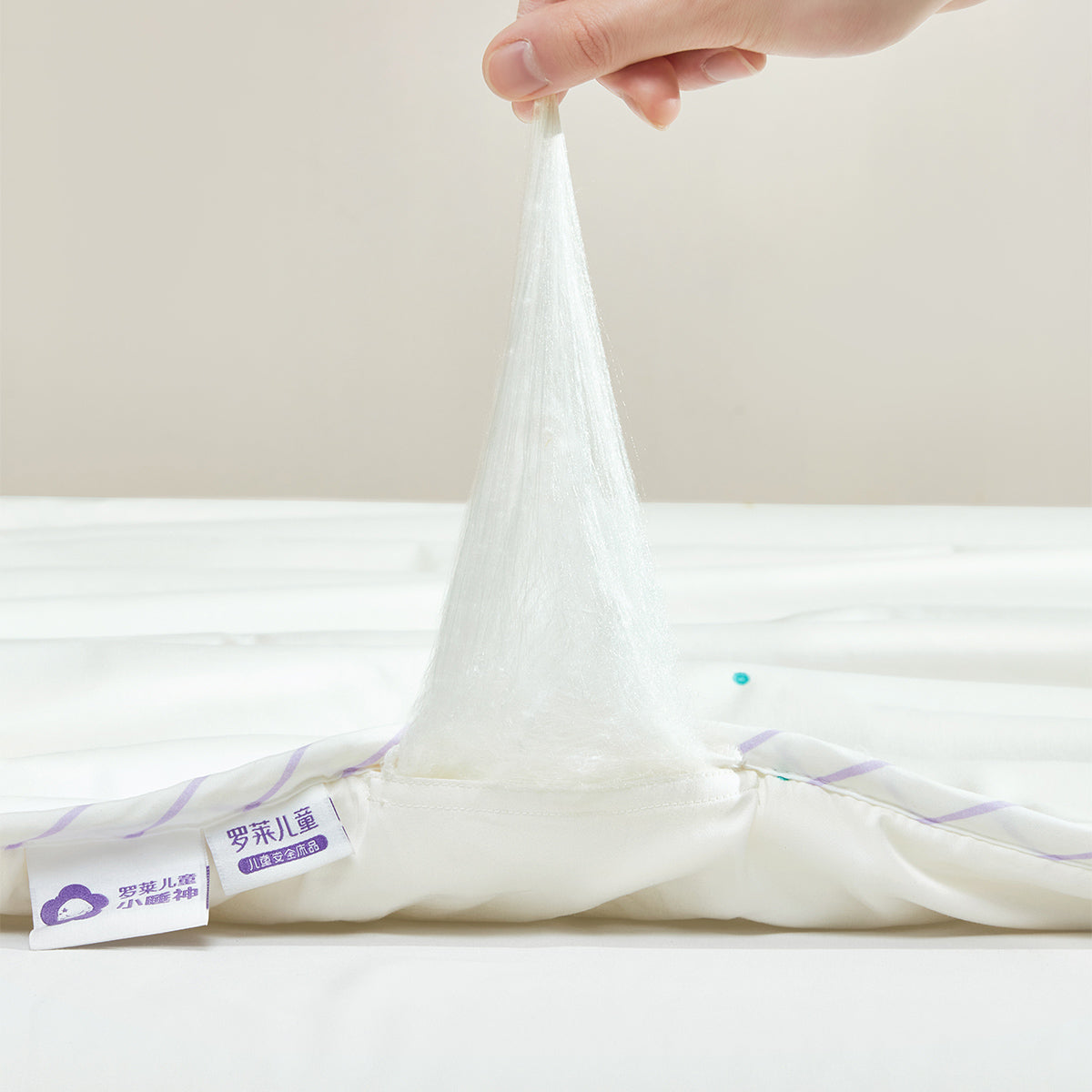 SleepGenius 100% Cotton & Mulberry Silk Dual-Comfort Quilt