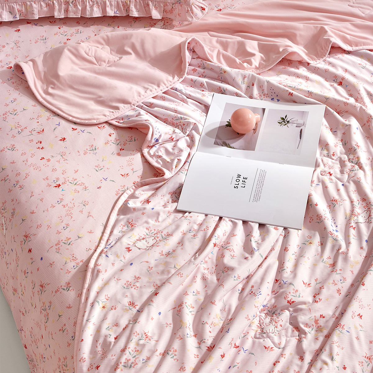 NakedFeel™ Knitted IceSkin Quilt (Garden Bunny Edition)