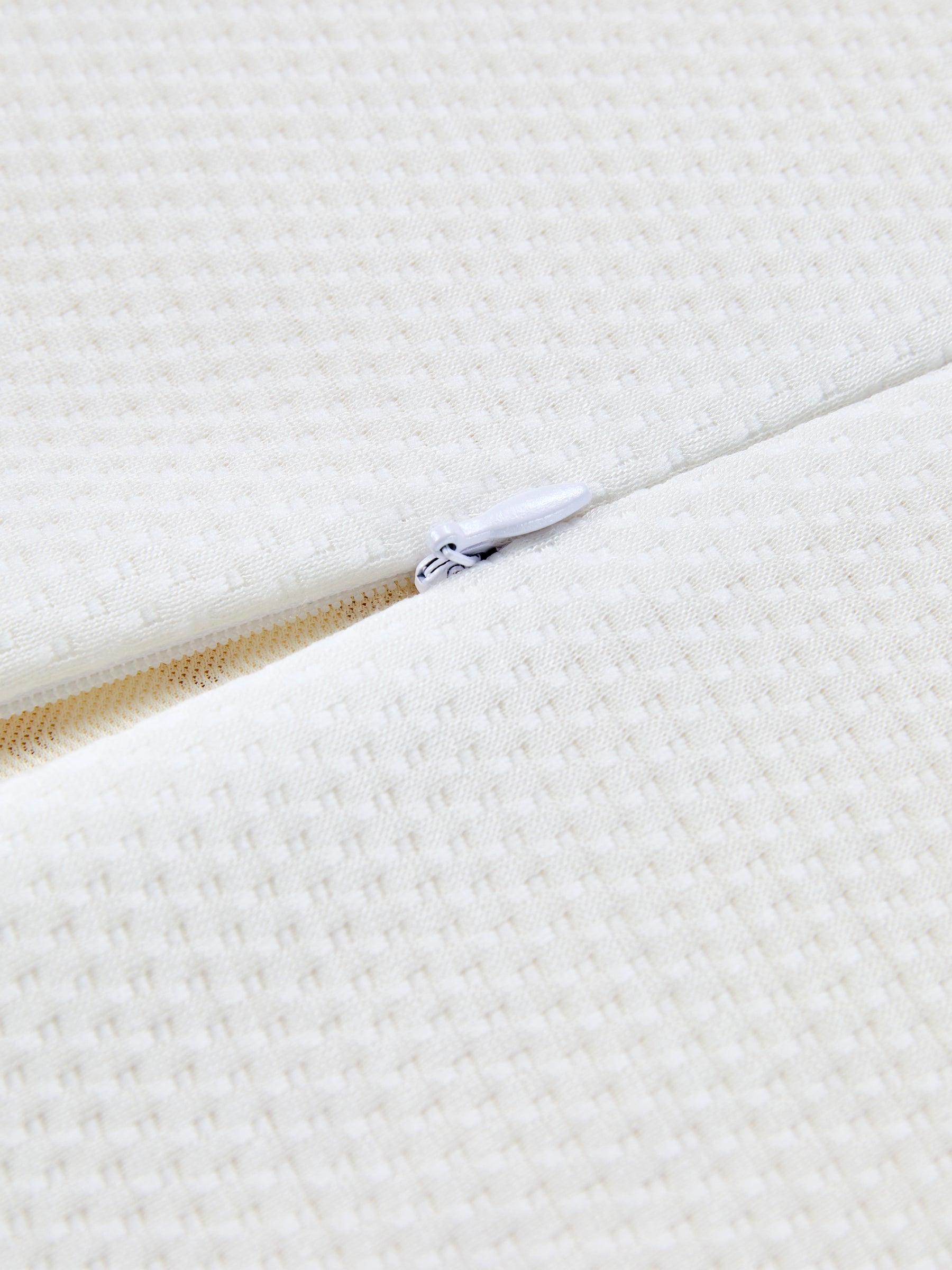 Thai Imported Latex Wave-Contour Pillow