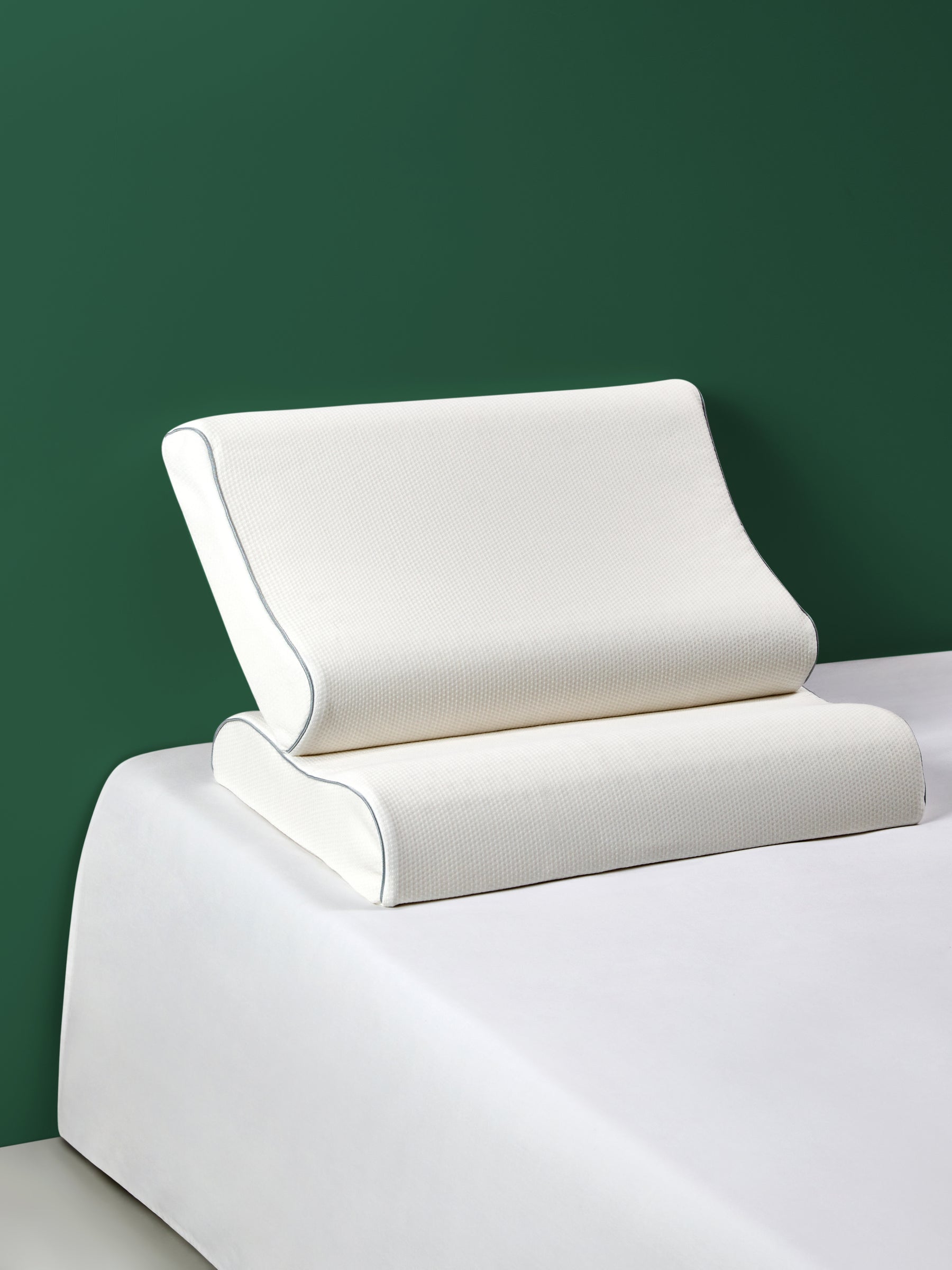 Thai Imported Latex Wave-Contour Pillow