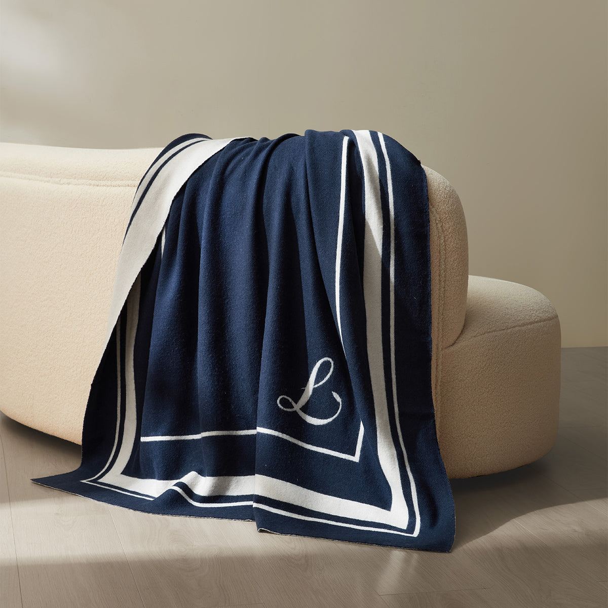 100% LuxeWool Throw