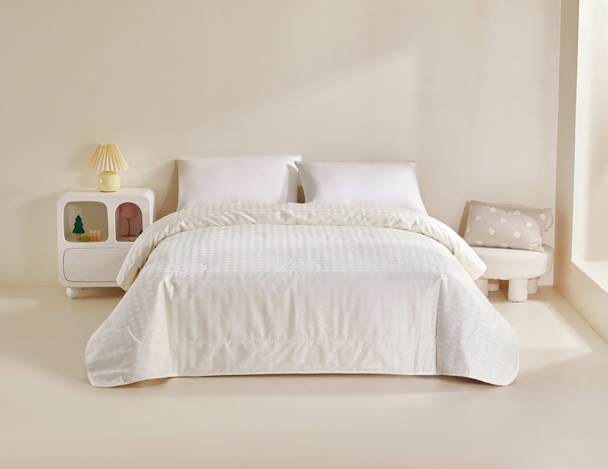 100% Cotton Jacquard Soybean Fiber Quilt