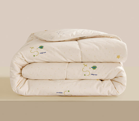 Kids Playful Soy Silk Quilt: 100% Cotton & Antibacterial Bedding