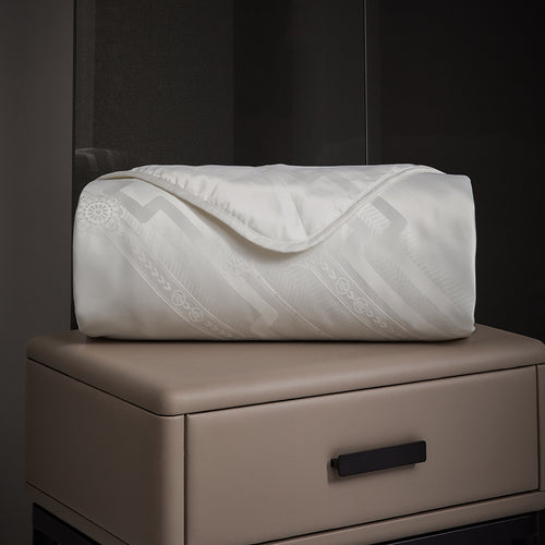 SilkLustre Jacquard Slik Quilt