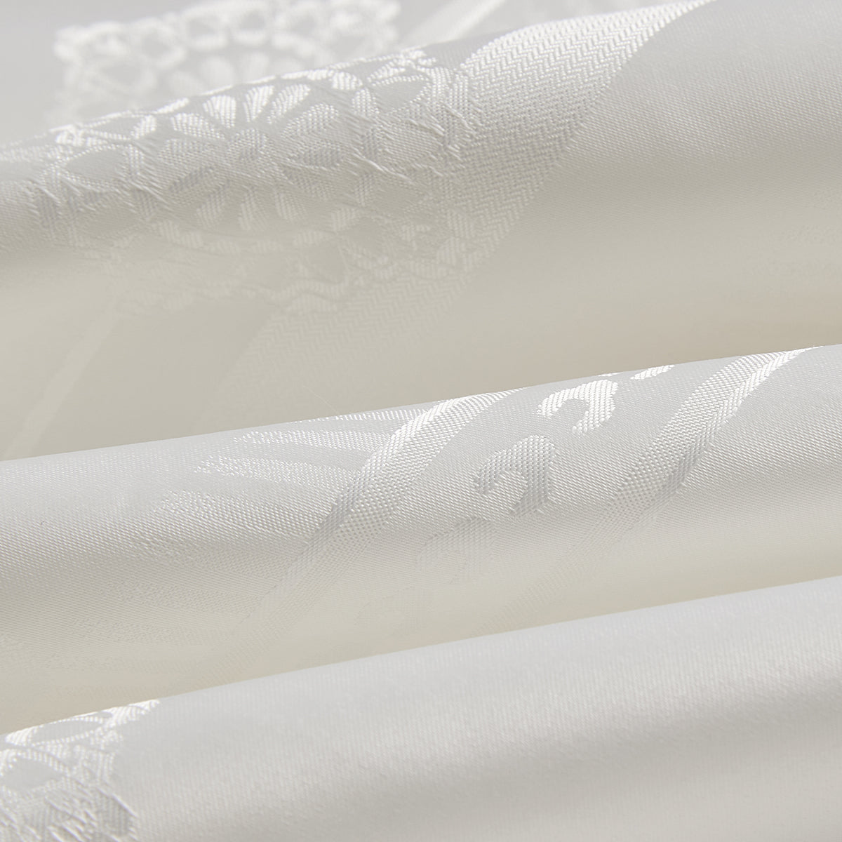 SilkLustre Jacquard Slik Quilt