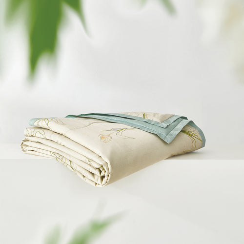 BloomScape™ Washable Silk Summer Quilt