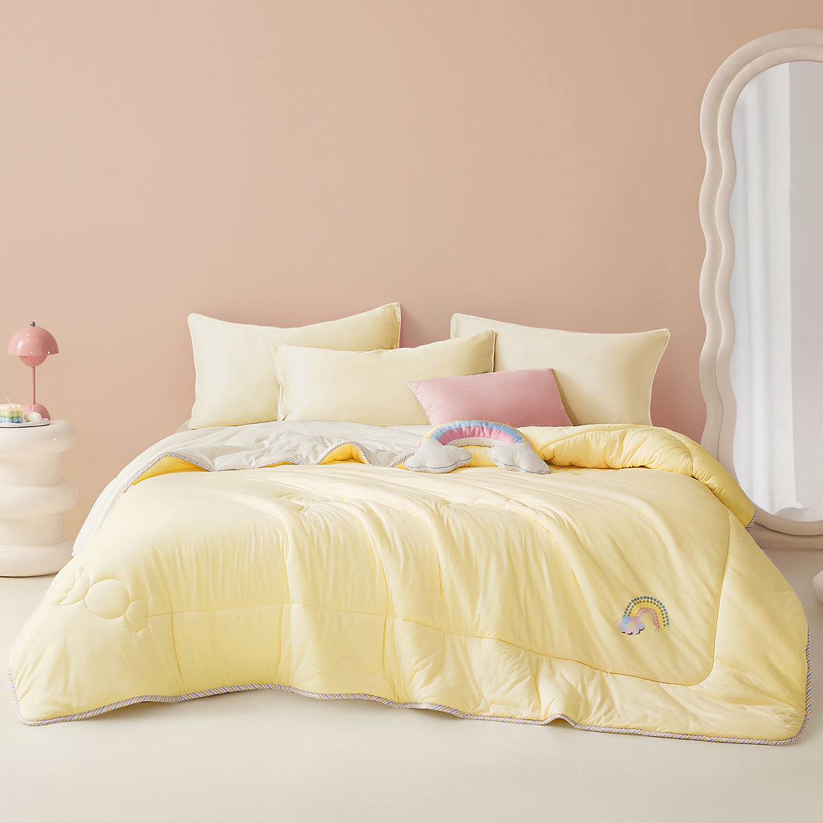 Cloud Soft A-Grade Candy Fluffy Quilt