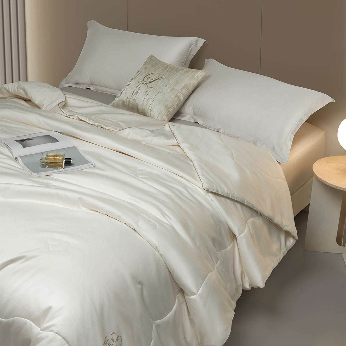 RoyalSoy™ Class A Premium Cotton Soy Antibacterial Quilt