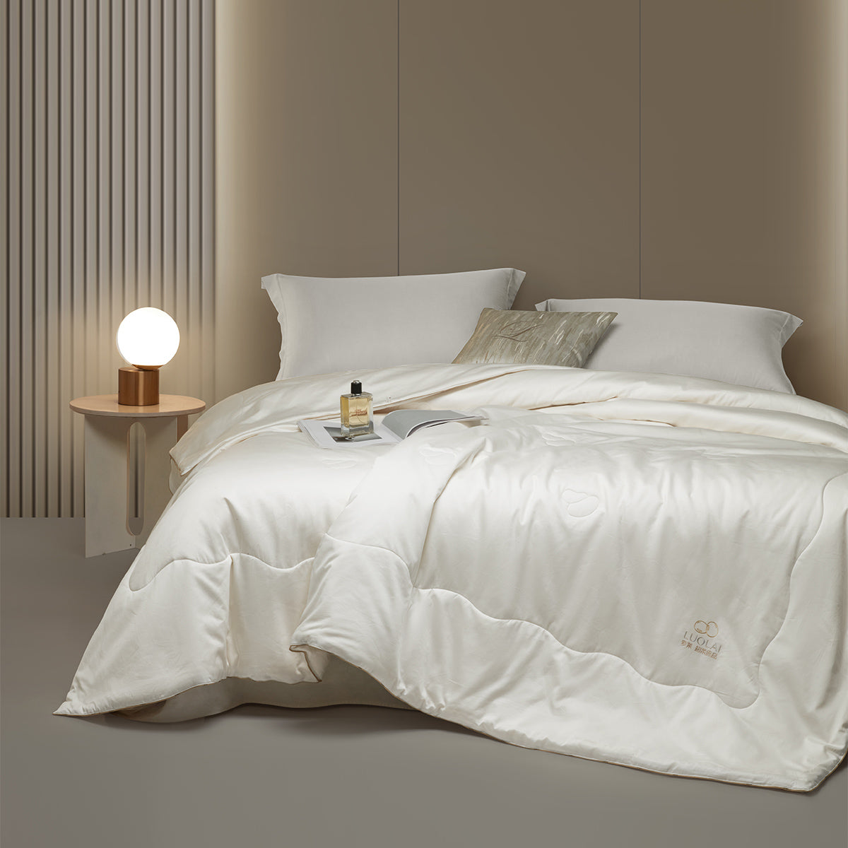 RoyalSoy™ Class A Premium Cotton Soy Antibacterial Quilt